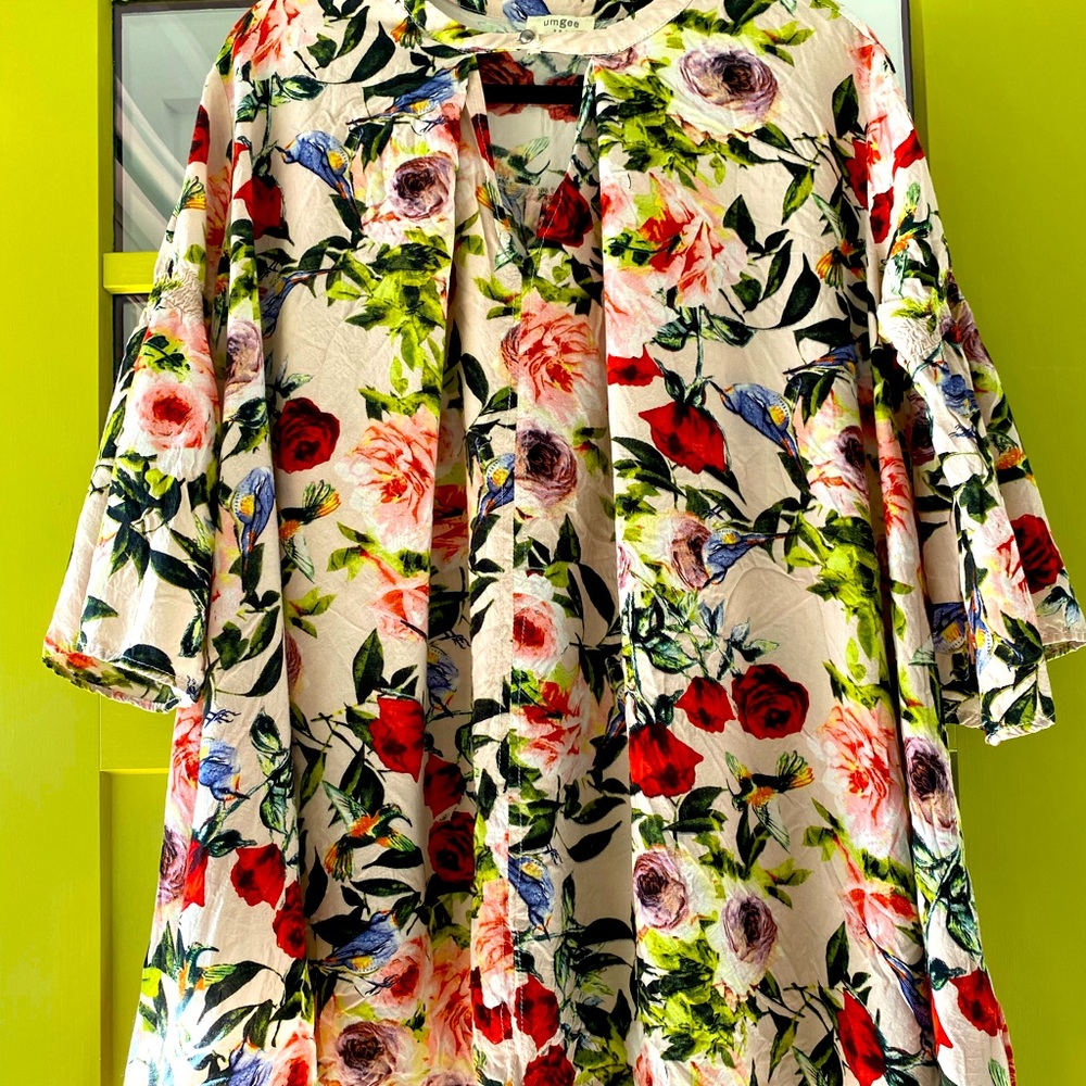 Umgee floral swing style tunic shirt